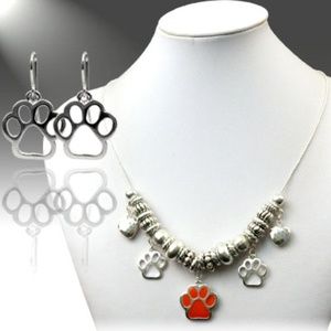 Orange Paw Necklace Set